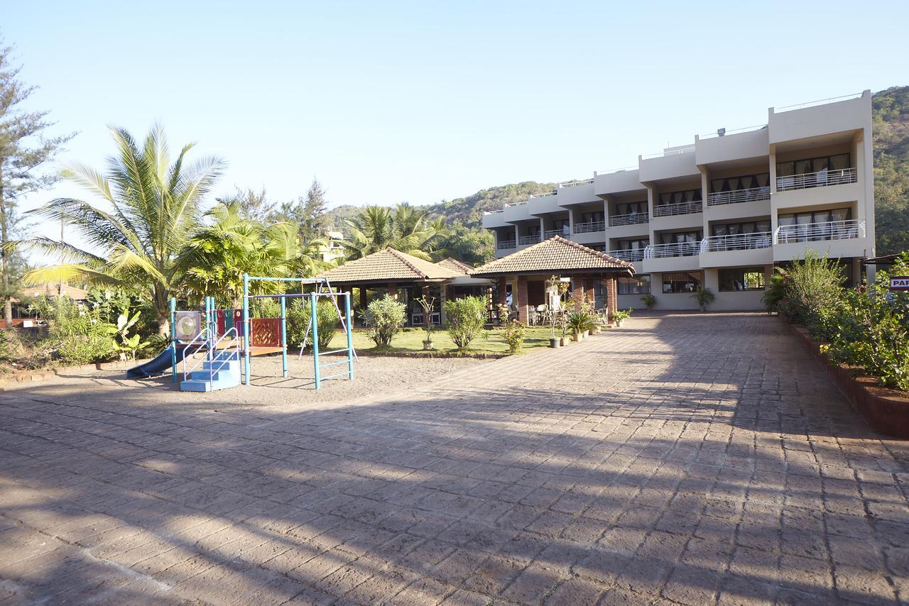Sagar Sawali Beach Resort Karde Dāpoli Eksteriør billede