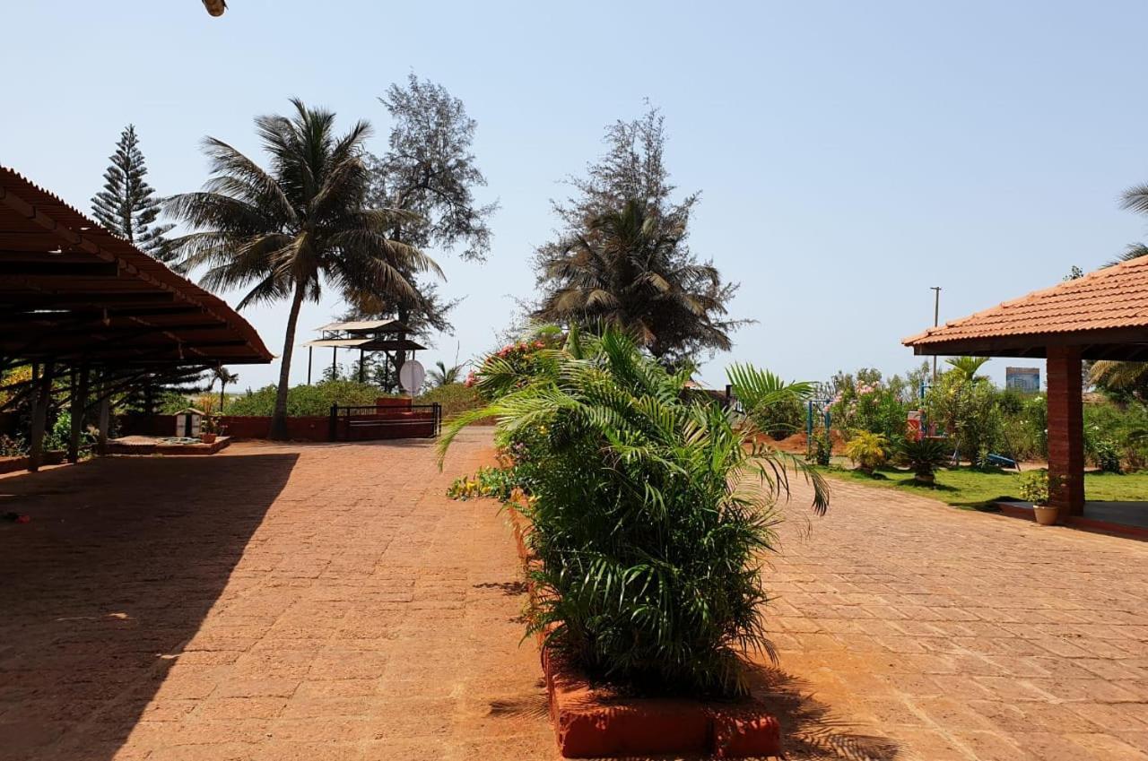 Sagar Sawali Beach Resort Karde Dāpoli Eksteriør billede